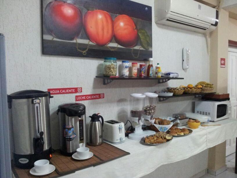 Hostal Casa Suiza Asuncion Luaran gambar