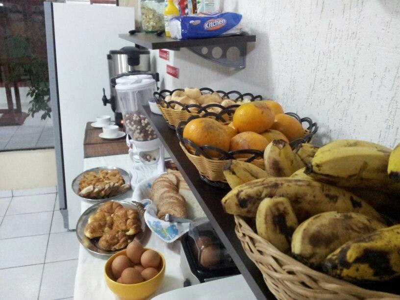 Hostal Casa Suiza Asuncion Luaran gambar